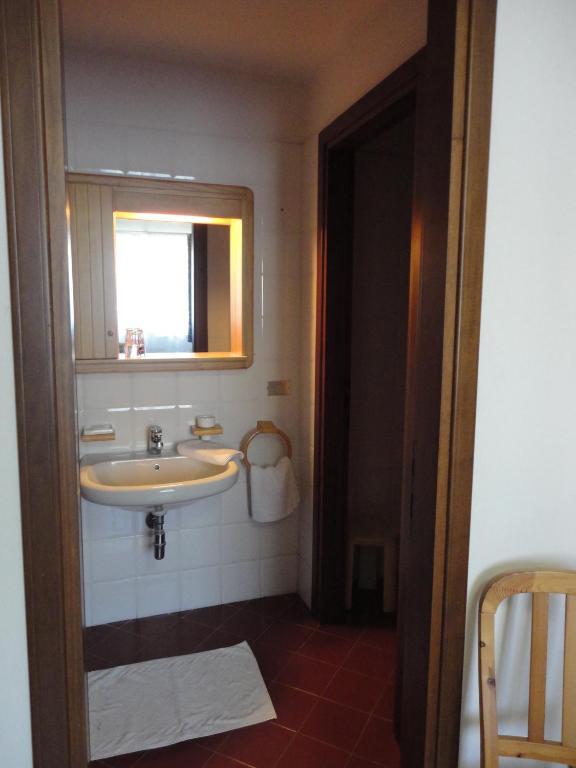 Hotel Serena Spiazzi Di Caprino Chambre photo